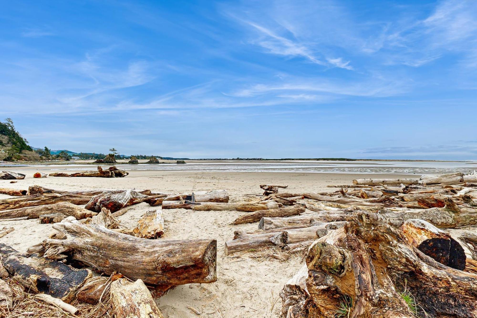 Waters Edge Διαμέρισμα Salishan Beach Δωμάτιο φωτογραφία